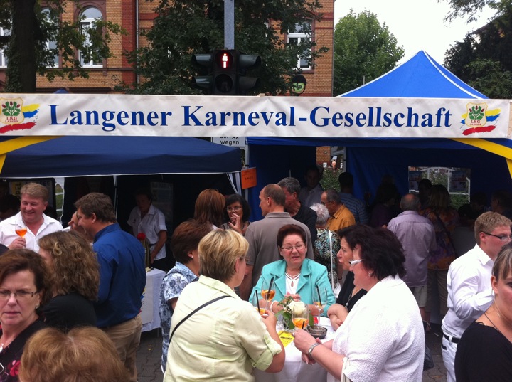 LKG hat viele Besucher am Langener Markt